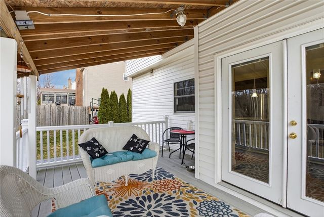 1008 Dunedin Dr, Hempfield Twp, PA 15601