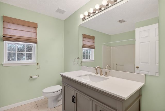 1008 Dunedin Dr, Hempfield Twp, PA 15601