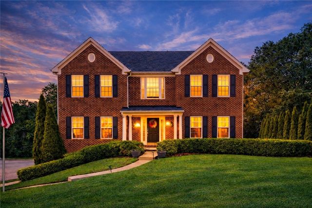 1008 Dunedin Dr, Hempfield Twp, PA 15601