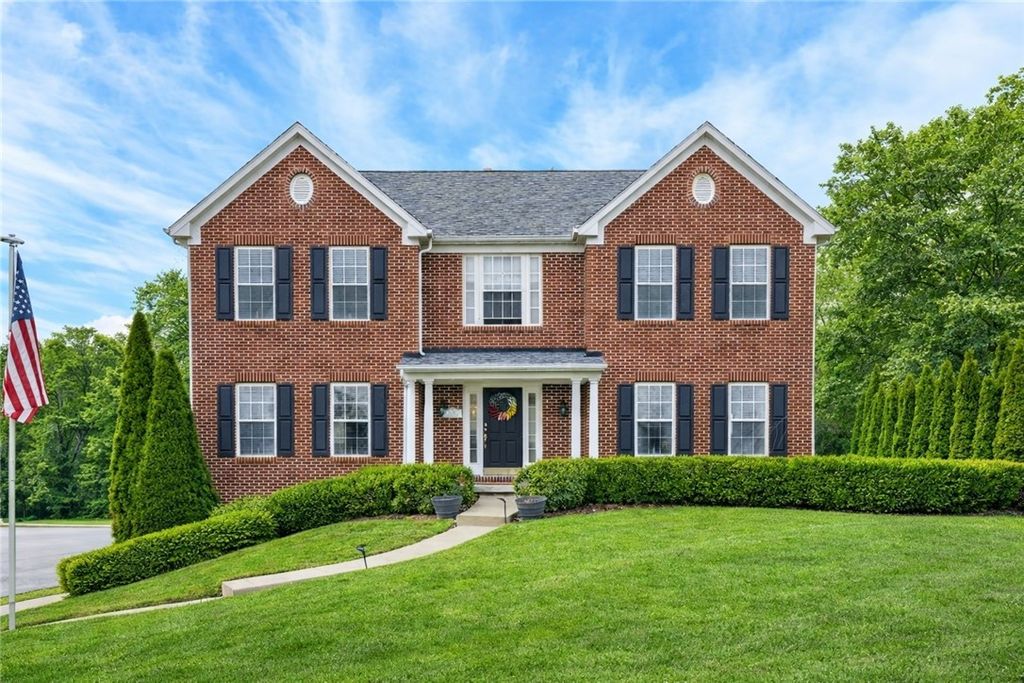 1008 Dunedin Dr, Hempfield Twp, PA 15601