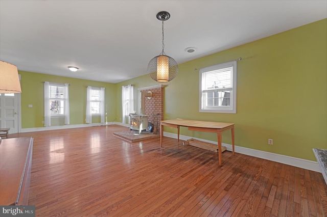 20 W FULTON ST, Ephrata, PA 17522