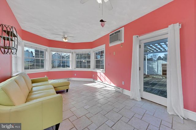 20 W FULTON ST, Ephrata, PA 17522