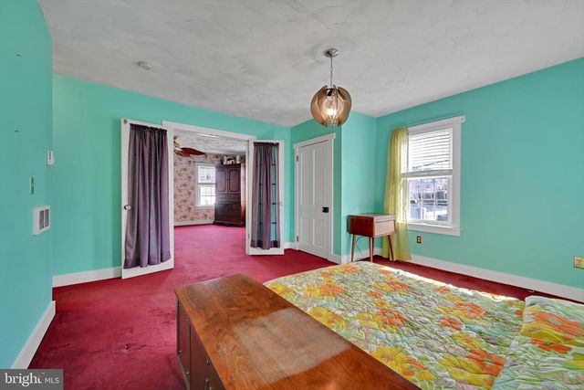 20 W FULTON ST, Ephrata, PA 17522