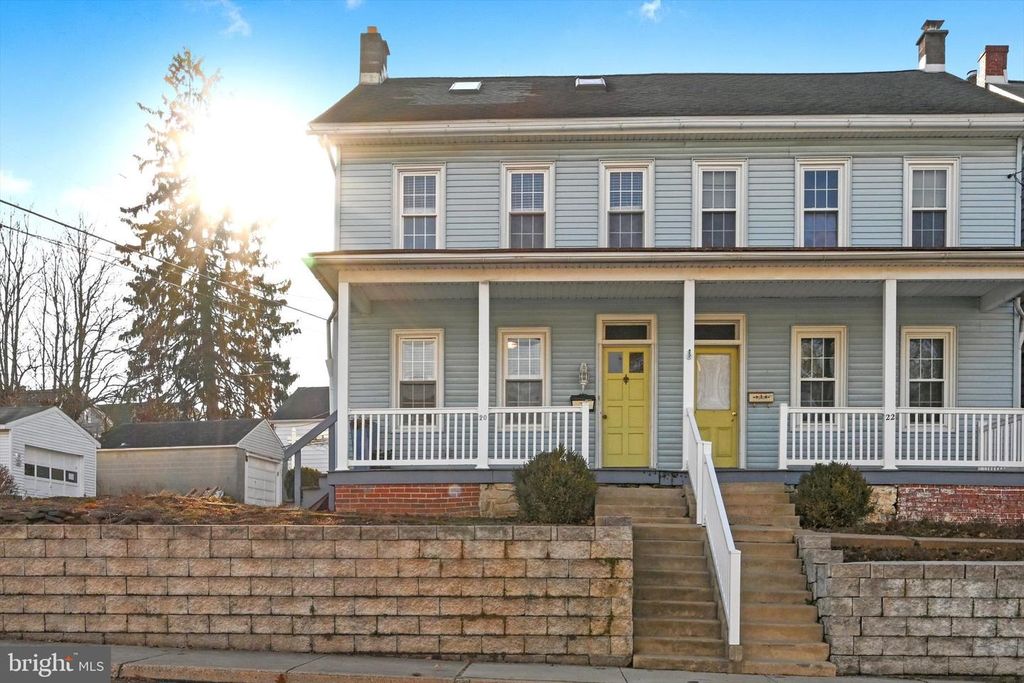 20 W FULTON ST, Ephrata, PA 17522