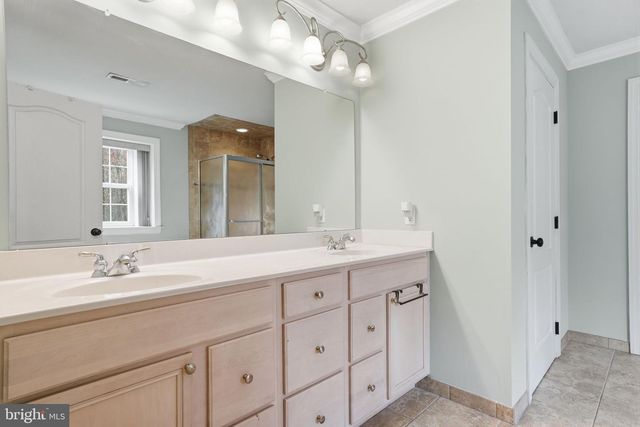 3850 SPRINGTOWN RD, Furlong, PA 18925