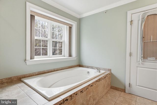 3850 SPRINGTOWN RD, Furlong, PA 18925