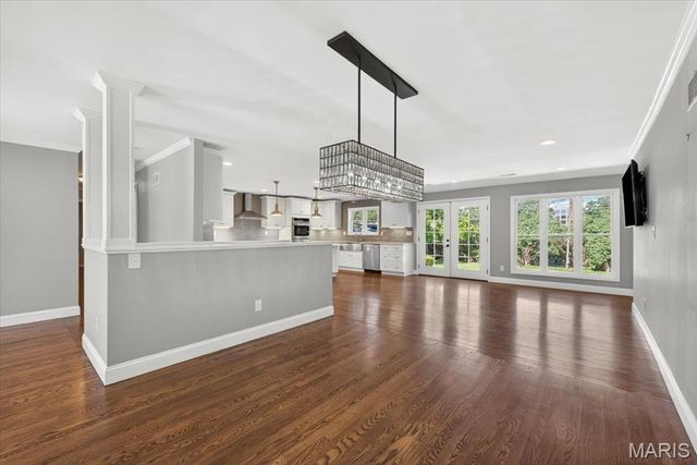 12467 Ballas Meadows Drive, Des Peres, MO 63131