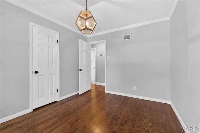 12467 Ballas Meadows Drive, Des Peres, MO 63131