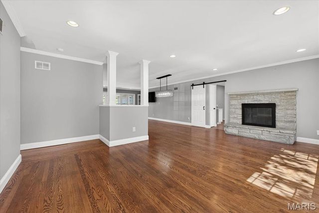 12467 Ballas Meadows Drive, Des Peres, MO 63131