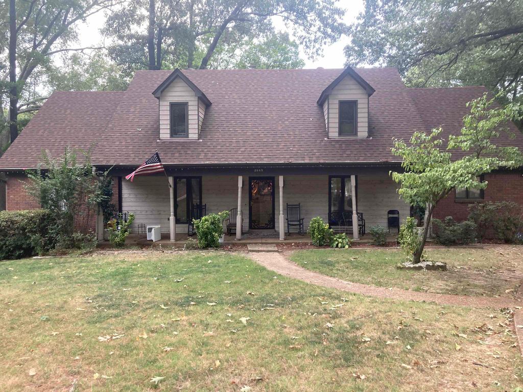 3885 E LAKEMONT DR, Memphis, TN 38128