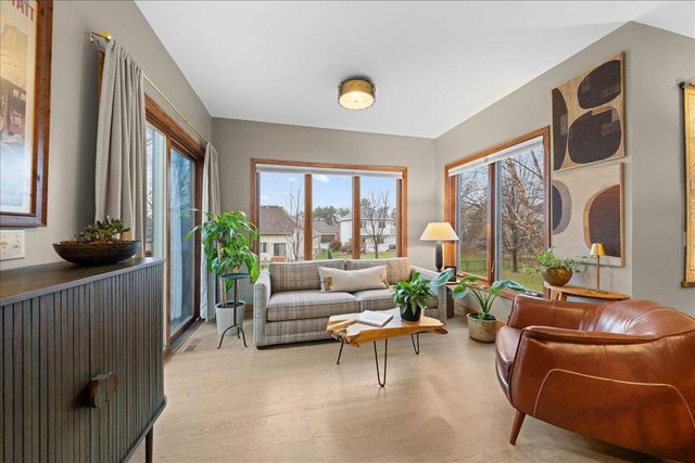 2223 White Pine Road, Hudson, WI 54016