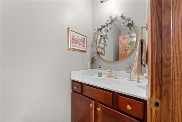 2223 White Pine Road, Hudson, WI 54016