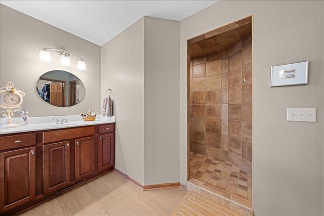 2223 White Pine Road, Hudson, WI 54016