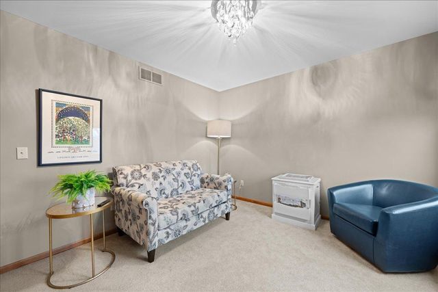 2223 White Pine Road, Hudson, WI 54016