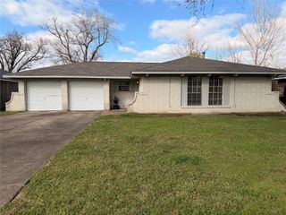 7618 Garsee Drive, Houston, TX 77040