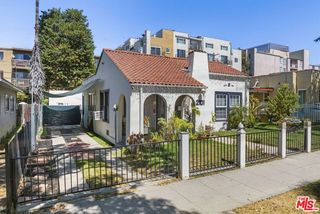 2101 Yosemite Drive, Los Angeles, CA 90041