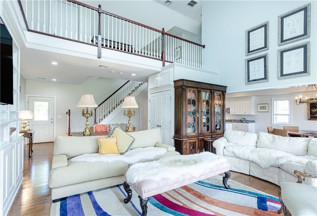 44 Wimbledon Circle, Portsmouth, RI 02871