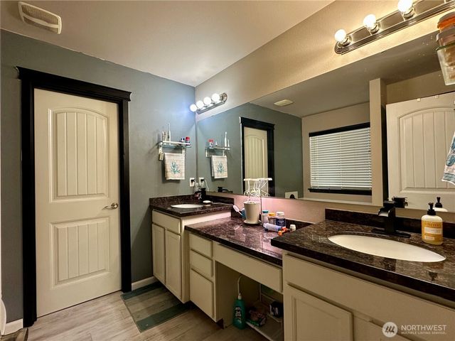 1815 65th Court SE, Tumwater, WA 98501