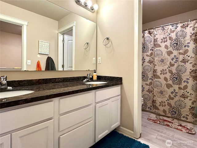 1815 65th Court SE, Tumwater, WA 98501