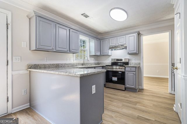 2252 Ashley Falls Lane, Suwanee, GA 30024