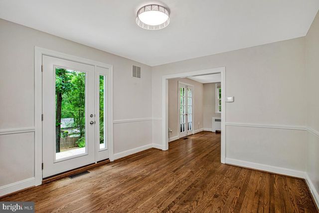 829 GLEN ALLEN DR, Baltimore, MD 21229