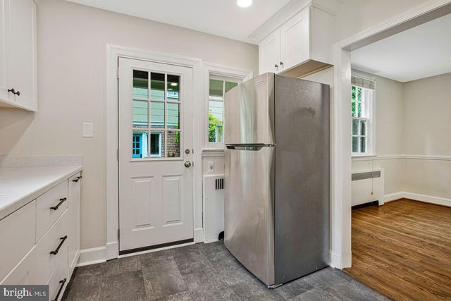 829 GLEN ALLEN DR, Baltimore, MD 21229