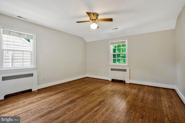 829 GLEN ALLEN DR, Baltimore, MD 21229