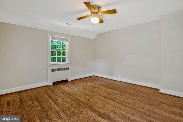 829 GLEN ALLEN DR, Baltimore, MD 21229