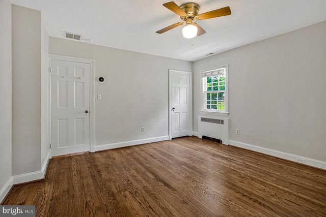829 GLEN ALLEN DR, Baltimore, MD 21229