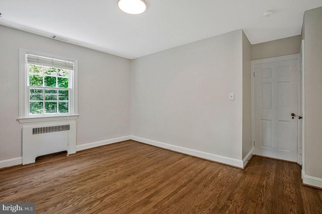 829 GLEN ALLEN DR, Baltimore, MD 21229