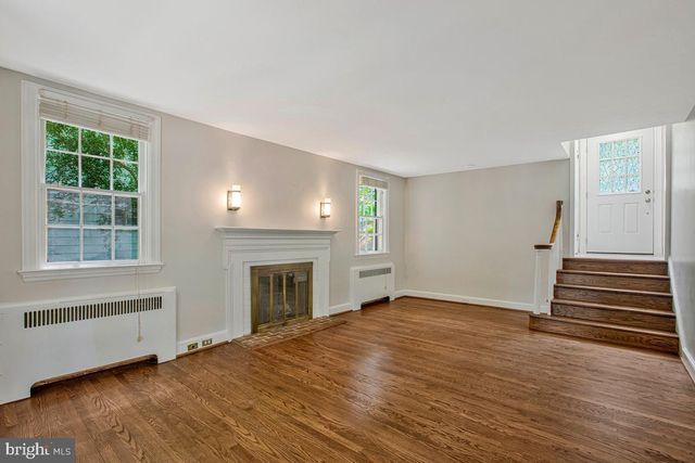 829 GLEN ALLEN DR, Baltimore, MD 21229