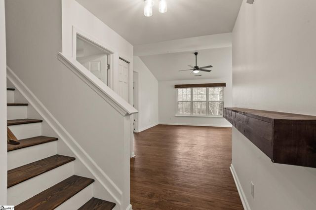 3 Headwater Court, Simpsonville, SC 29680