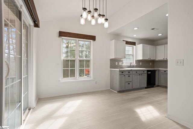 3 Headwater Court, Simpsonville, SC 29680