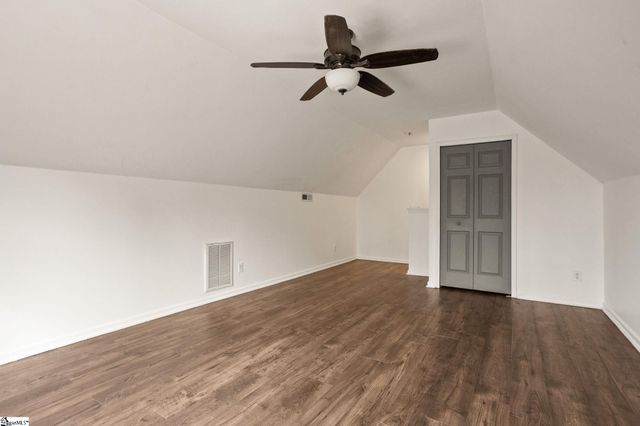 3 Headwater Court, Simpsonville, SC 29680