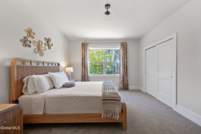 34 Tamarack Street, Ballston, NY 12019