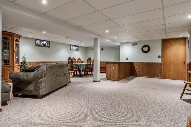 807 E Holiday Drive, Beloit, WI 53511