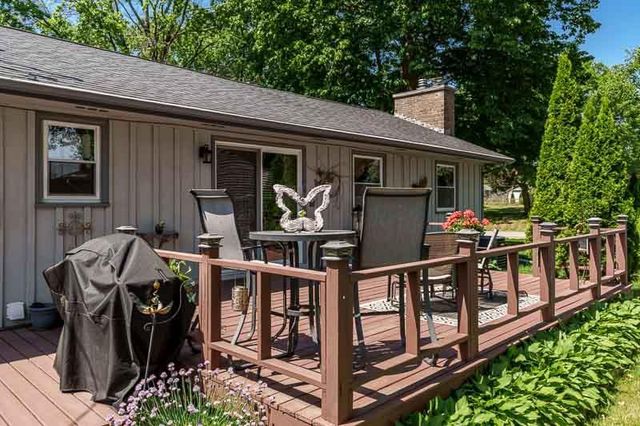 807 E Holiday Drive, Beloit, WI 53511