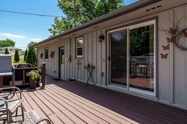 807 E Holiday Drive, Beloit, WI 53511