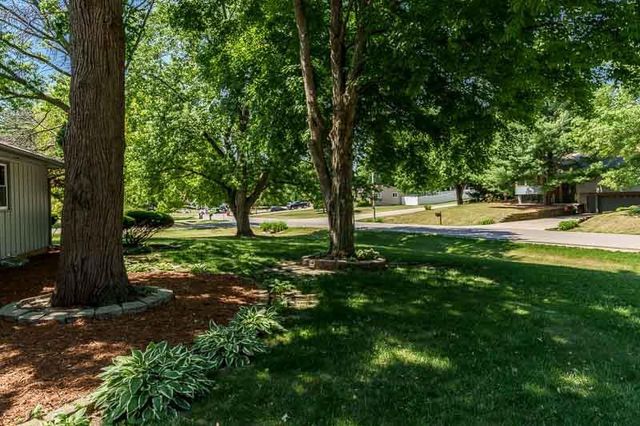 807 E Holiday Drive, Beloit, WI 53511