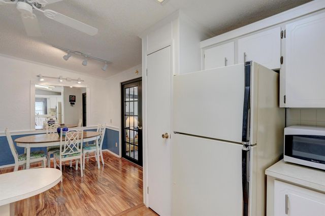 714 Amaryllis Drive, Barefoot Bay, FL 32976