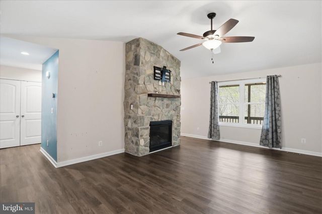 330 HEAVENS TREE TRL, Front Royal, VA 22630