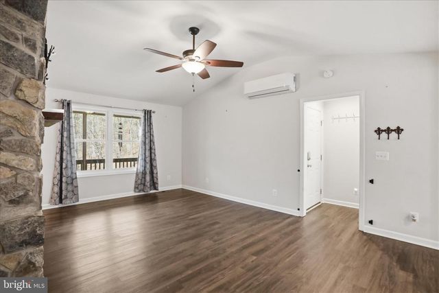 330 HEAVENS TREE TRL, Front Royal, VA 22630