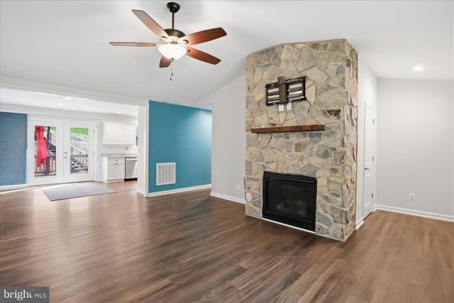 330 HEAVENS TREE TRL, Front Royal, VA 22630