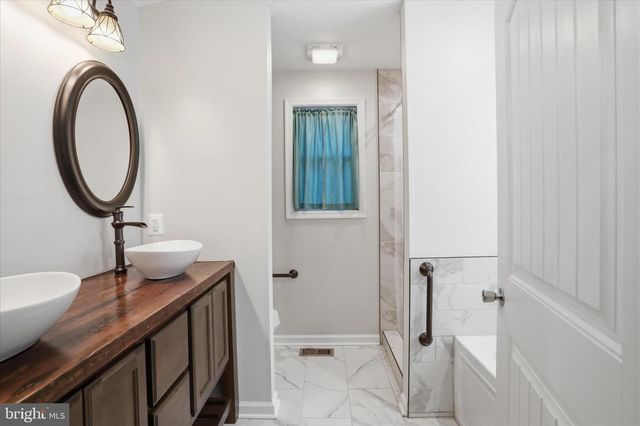330 HEAVENS TREE TRL, Front Royal, VA 22630
