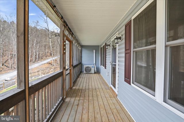 330 HEAVENS TREE TRL, Front Royal, VA 22630