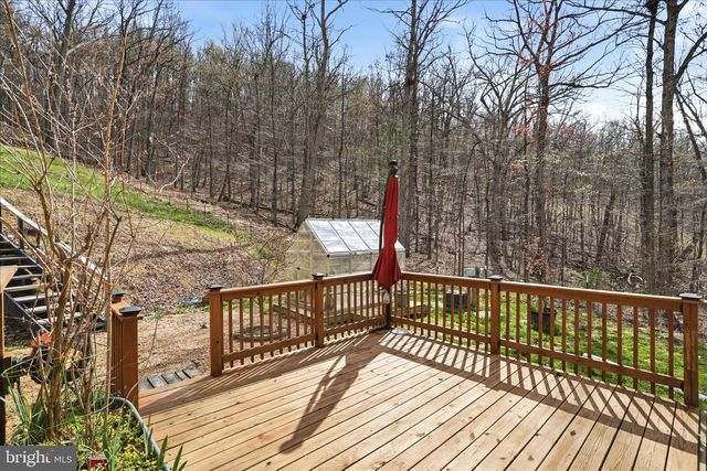 330 HEAVENS TREE TRL, Front Royal, VA 22630