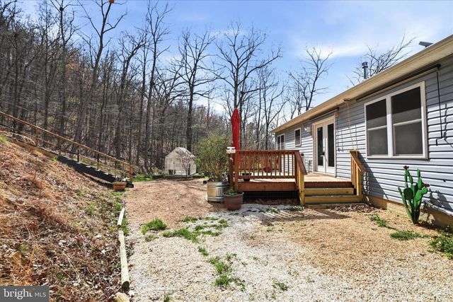 330 HEAVENS TREE TRL, Front Royal, VA 22630