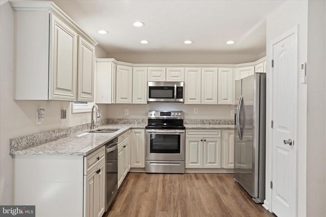 330 HEAVENS TREE TRL, Front Royal, VA 22630