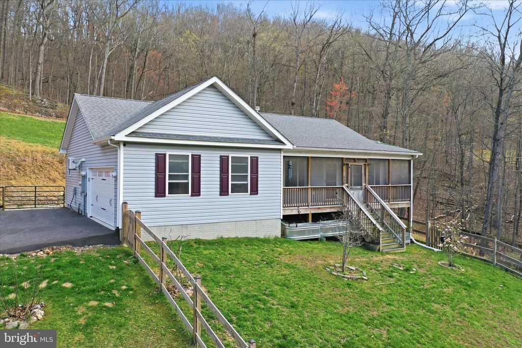 330 HEAVENS TREE TRL, Front Royal, VA 22630