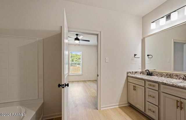 102 Foster Grove Drive, Youngsville, LA 70592